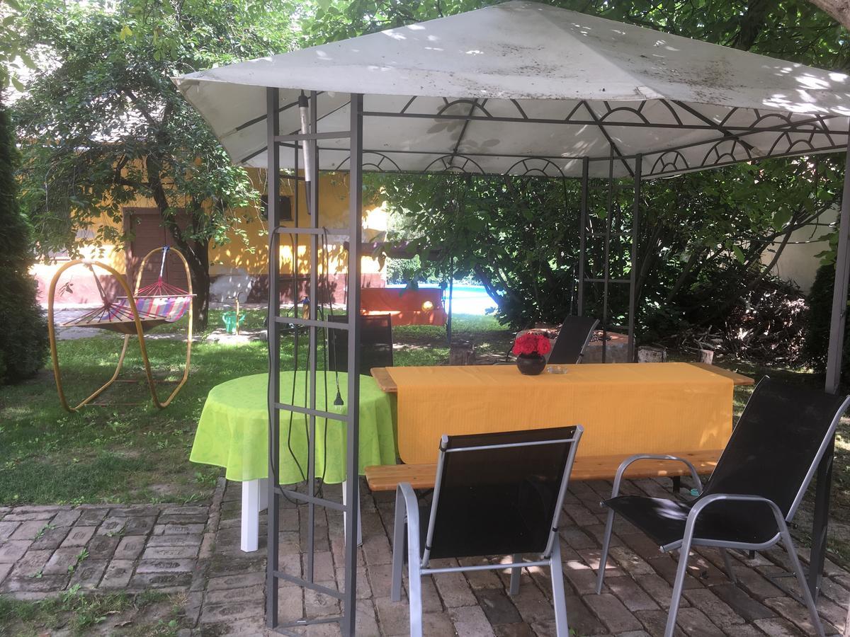 Kurca-Parti Vendeghaz Hotel แซนแตช ภายนอก รูปภาพ